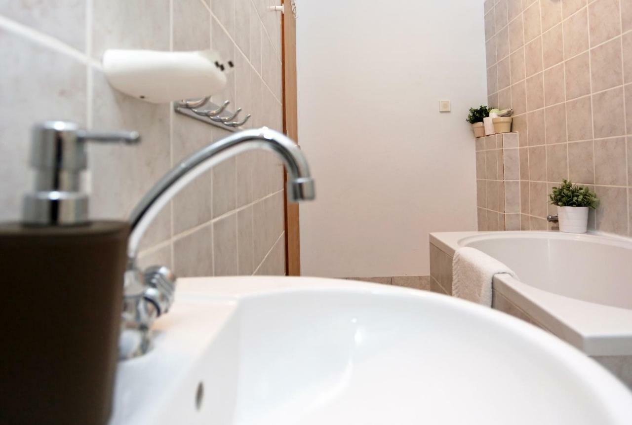 Apartments Tona Žaborić Kültér fotó